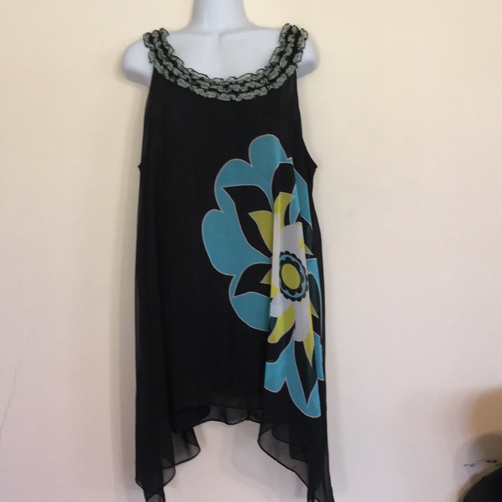 Woman’s top